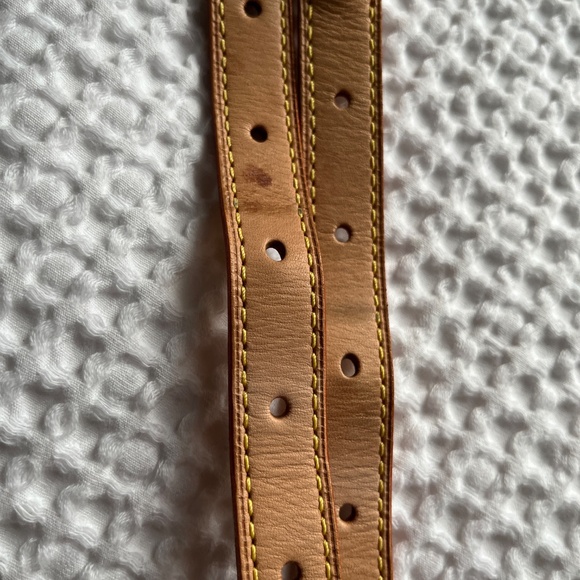 Authentic Louis Vuitton Tivoli GM Monogram Leather Satchel Shoulder Bag Handbag - Picture 13 of 16